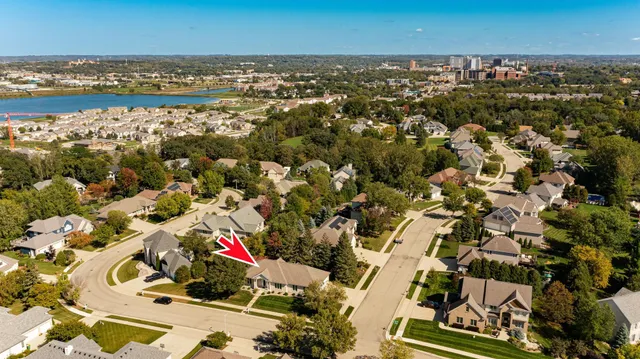 $695,000 | 360 Wimbledon Hills Drive Southwest, Rochester, MN 55902