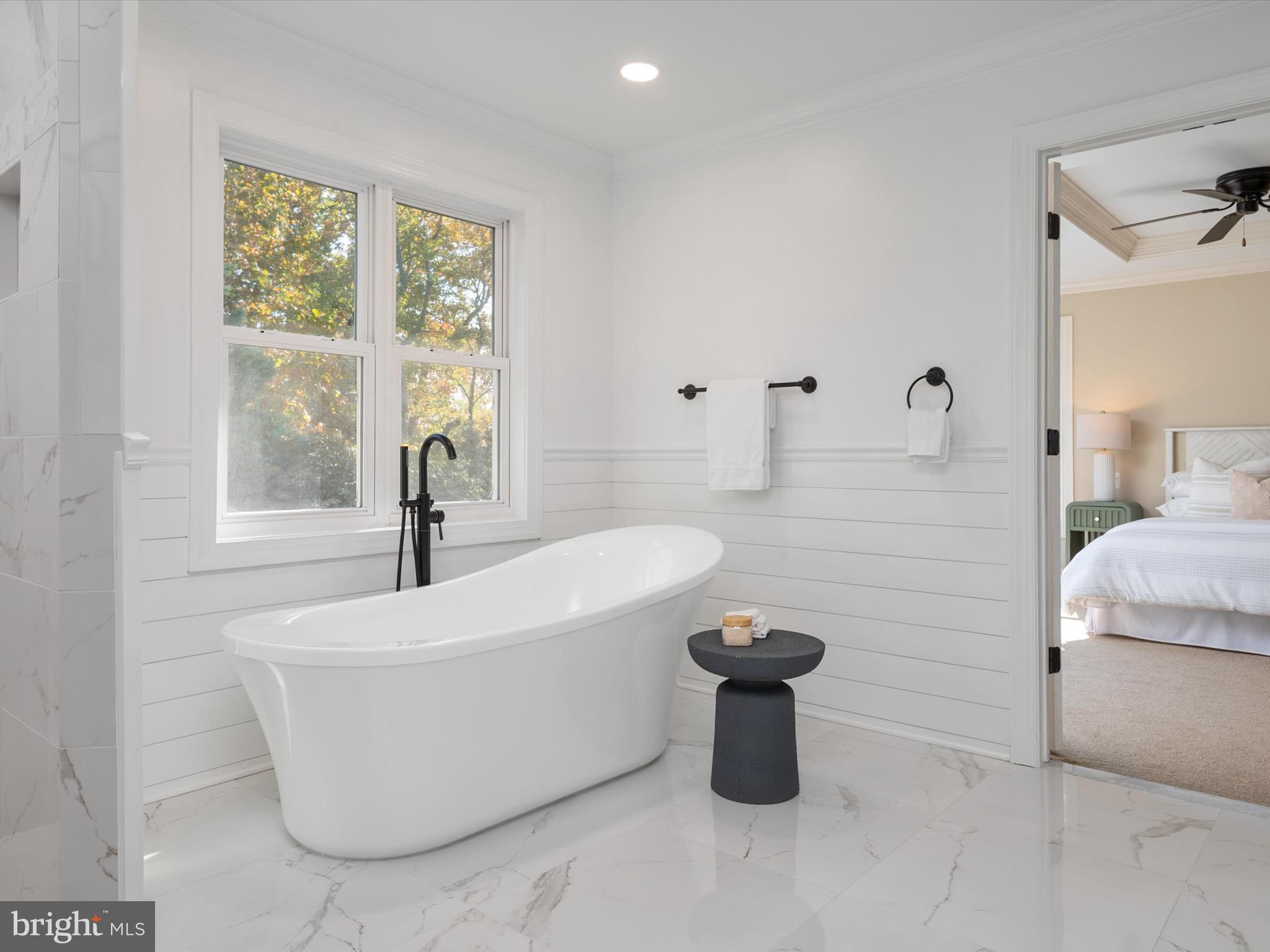 5108 Mountain Road Pasadena, MD 21122 - Photo 29 of 73