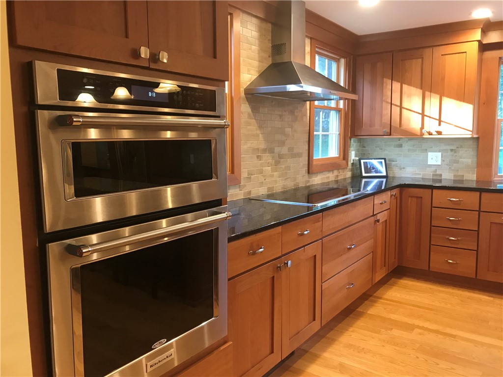 1254 S Road East Greenwich, RI 02818 - Photo 21 of 46
