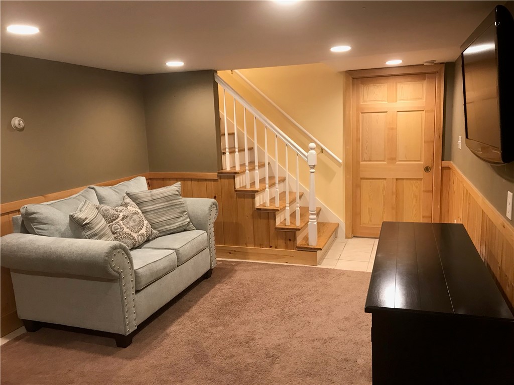 1254 S Road East Greenwich, RI 02818 - Photo 43 of 46