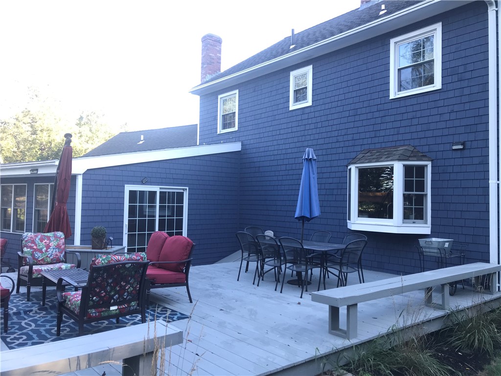1254 S Road East Greenwich, RI 02818 - Photo 8 of 46
