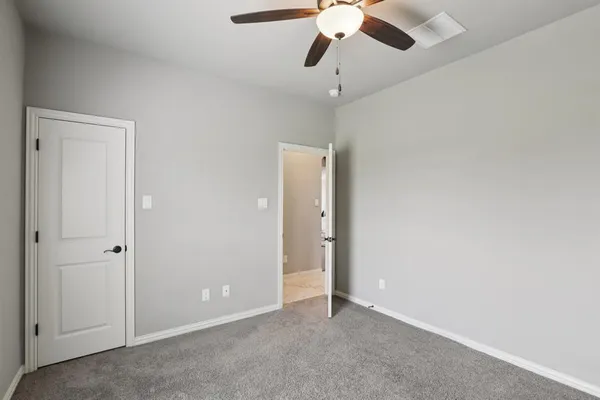 $575,000 | 1020 Jesse James Lane, Springtown, TX 76082