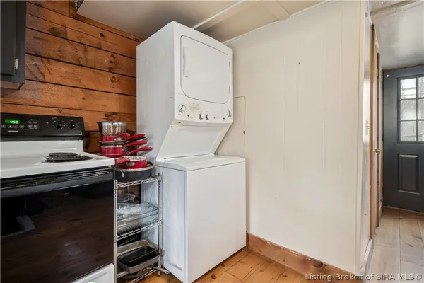 $209,900 | 3198 Happy Hollow Road, Birdseye, IN 47513