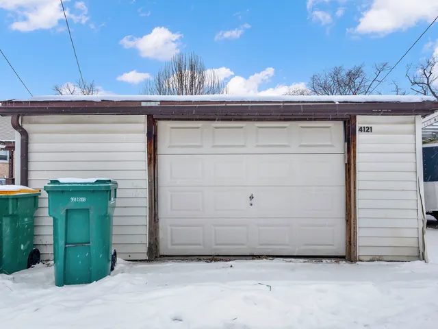 $285,000 | 4121 Gunderson Avenue, Stickney, IL 60402