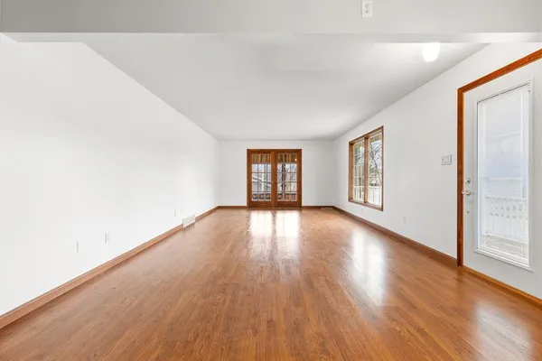 $165,000 | 121 West Rowena Street, Ivanhoe, MN 56142