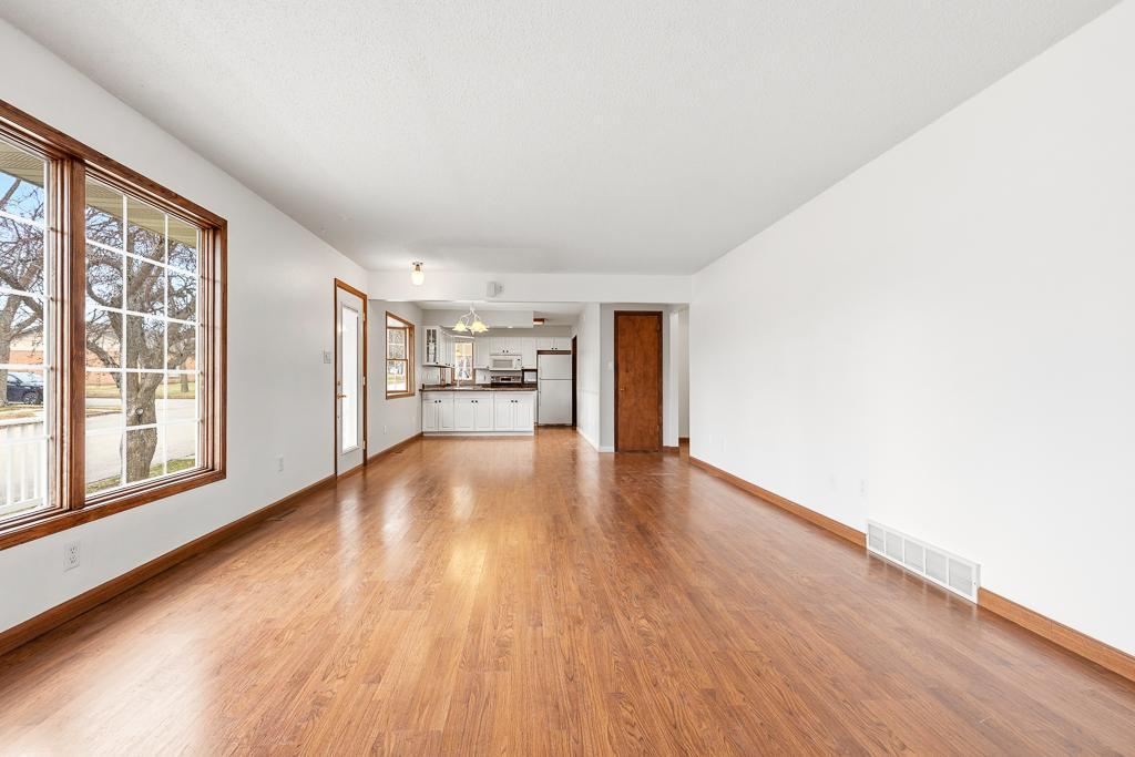 121 West Rowena Street Ivanhoe, MN 56142 - Photo 18 of 51