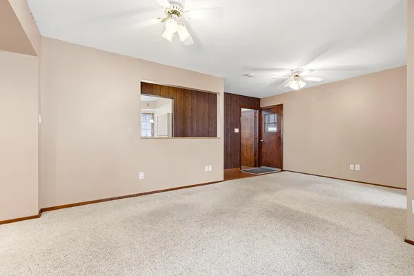$165,000 | 121 West Rowena Street, Ivanhoe, MN 56142