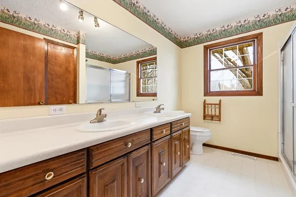 $165,000 | 121 West Rowena Street, Ivanhoe, MN 56142