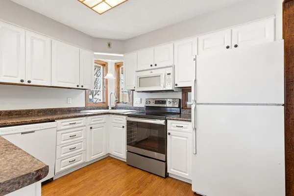 $165,000 | 121 West Rowena Street, Ivanhoe, MN 56142