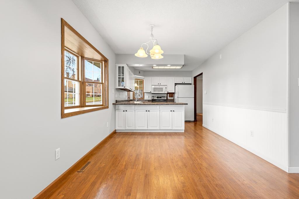 121 West Rowena Street Ivanhoe, MN 56142 - Photo 10 of 51