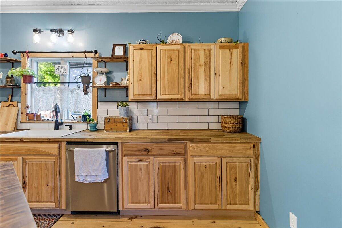 3 North Main Street Turner, ME 04282 - Photo 16 of 56 32-3 N Main St_Turner_ME-44