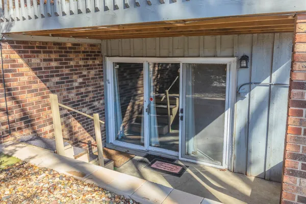 a view of entryway door of the house