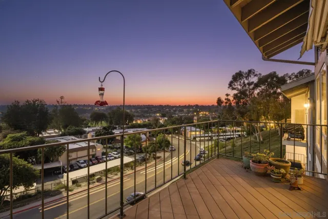 $899,000 | 11283 Cascada Way, San Diego, CA 92124