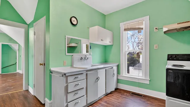 $214,900 | 503 11th Street East, Menomonie, WI 54751