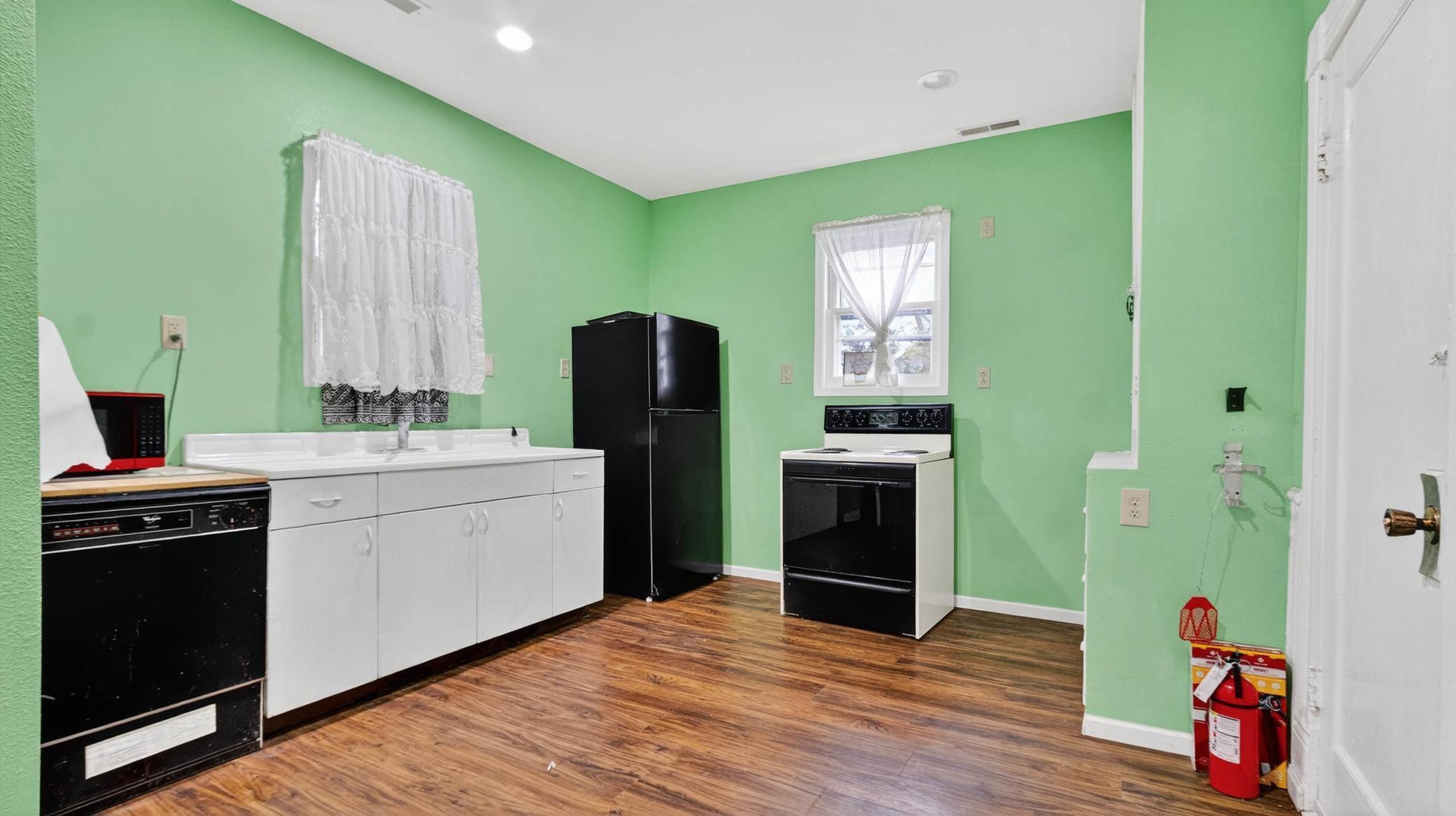 503 11th Street East Menomonie, WI 54751 - Photo 7 of 29