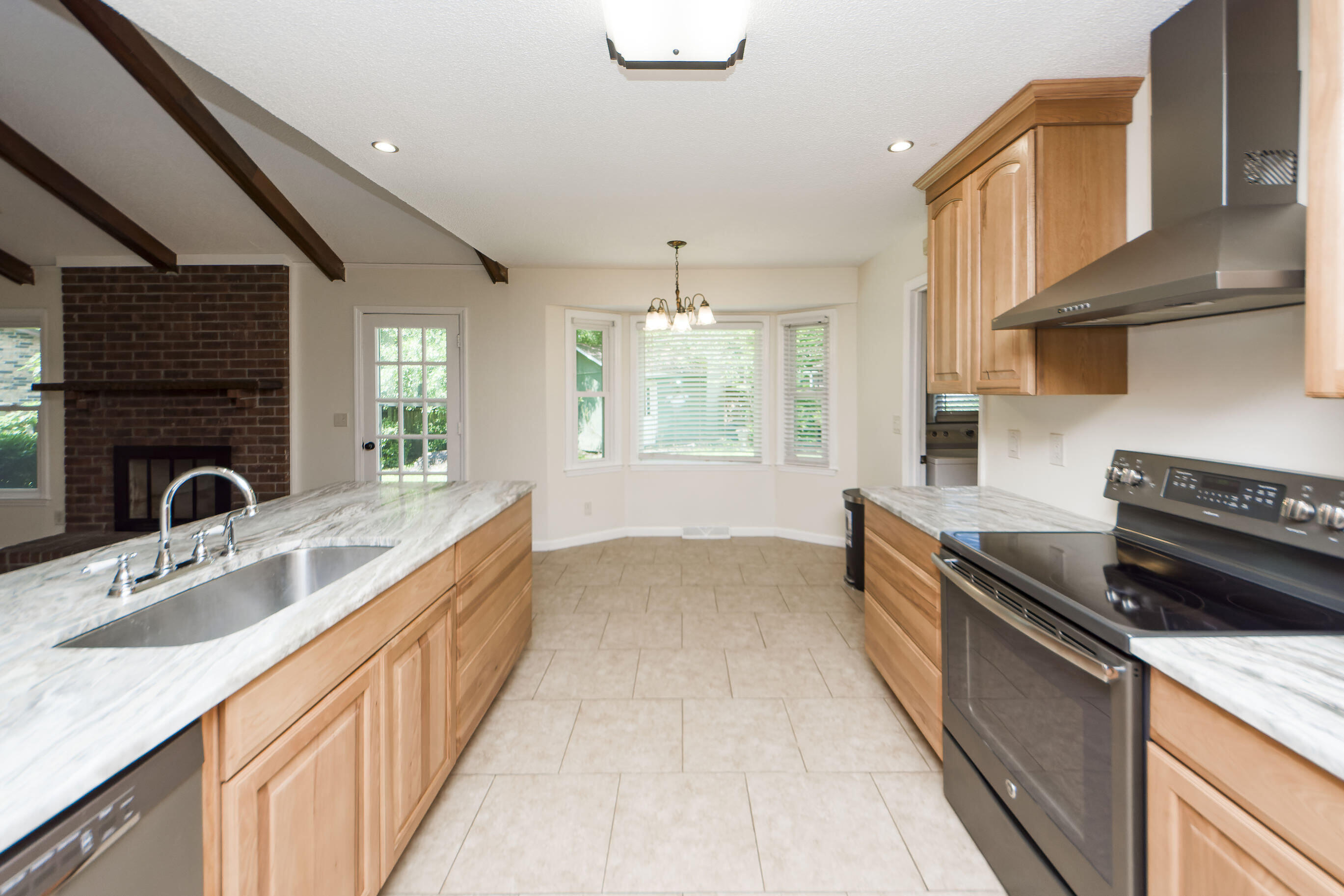 192 Tall Pines Road Ladson, SC 29456 - Photo 12 of 48 11