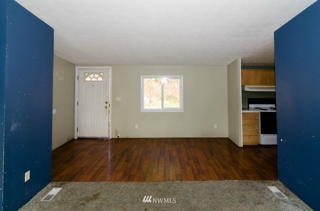 19129 Pecan Street Southwest Rochester, WA 98579 - Photo 12 of 25
