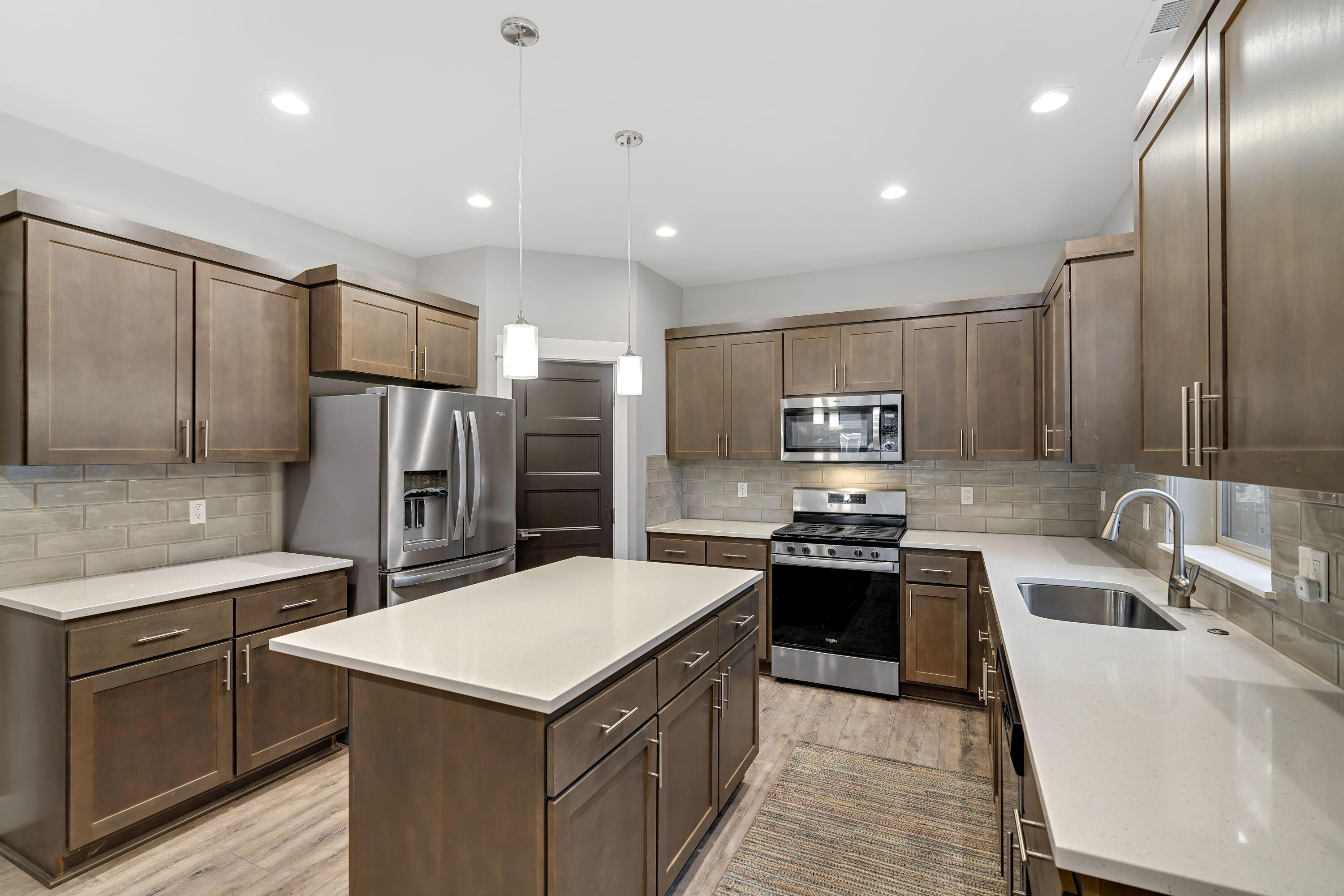 2260 Northeast Indigo Lane Bend, OR 97701 - Photo 5 of 16 Kitchen
