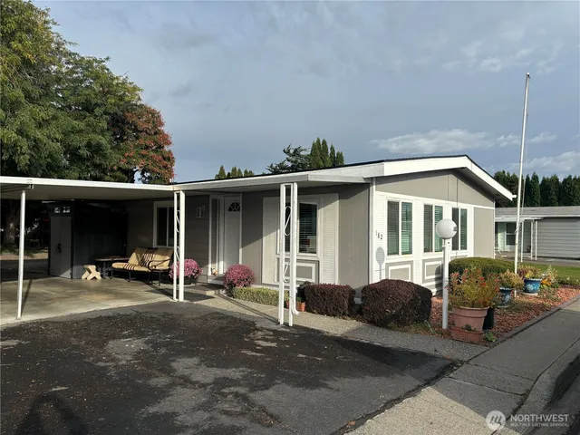 $119,900 | 7901 West Clearwater Avenue, Unit 182, Kennewick, WA 99336