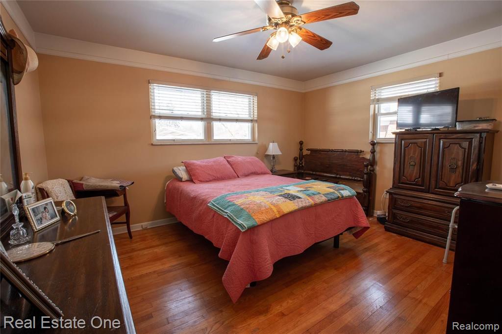 27326 Jean Road Warren, MI 48093 - Photo 11 of 21