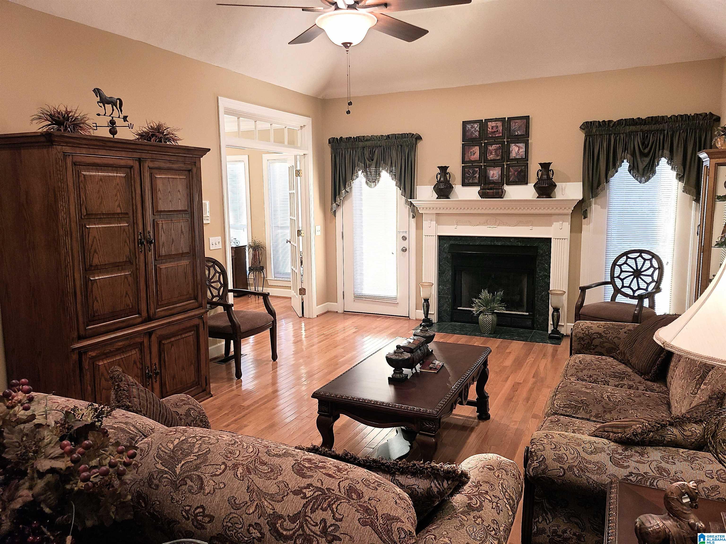 809 Golf Drive Clanton, AL 35045 - Photo 5 of 33