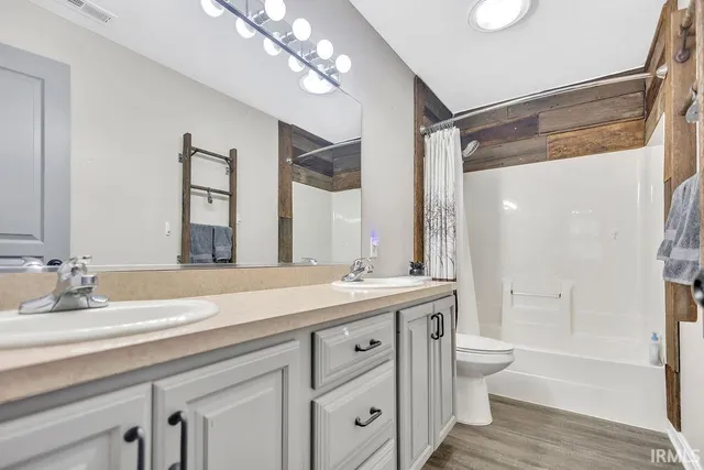 $724,000 | 1004 West Burma Road, Bloomington, IN 47404