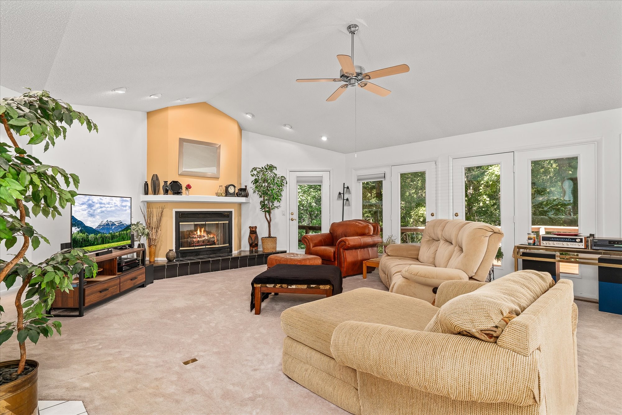 108 Bluff Road Crossville, TN 38555 - Photo 6 of 47 Gallery Image 6
