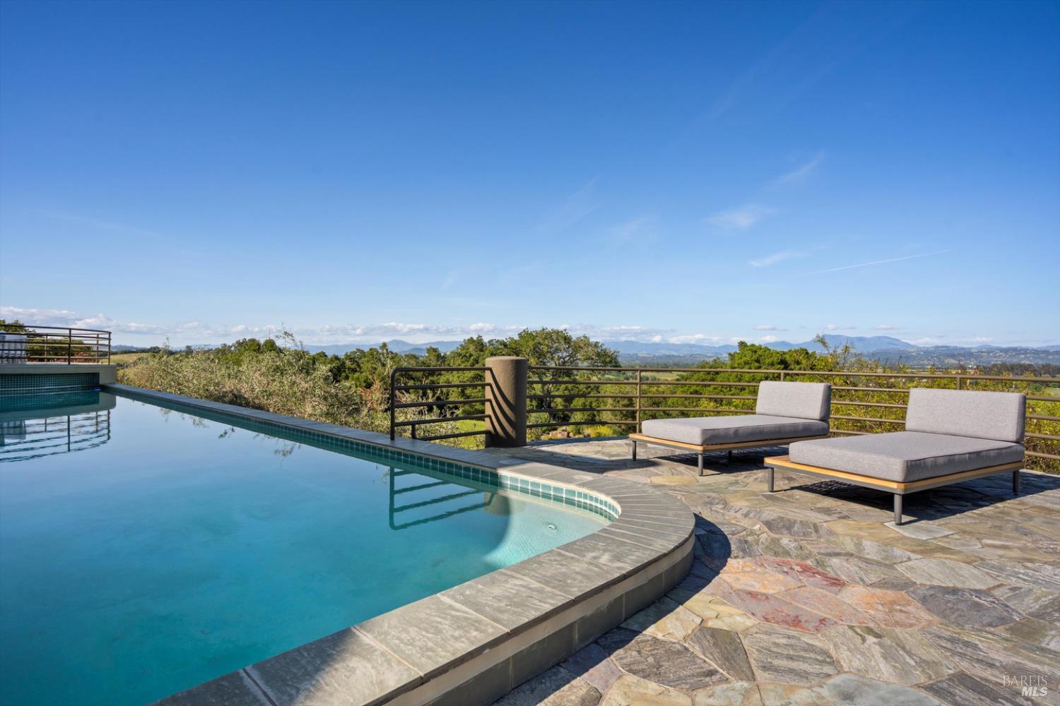 4503 Trenton Road Santa Rosa, CA 95401 - Photo 19 of 78