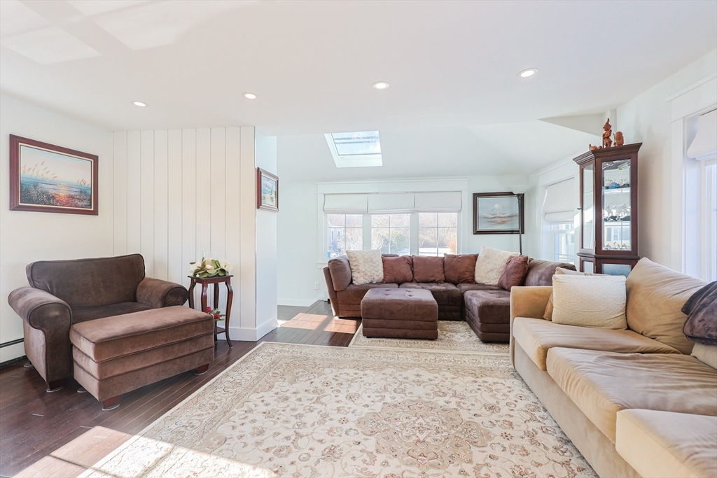 116 Island Street Marshfield, MA 02020 - Photo 5 of 40