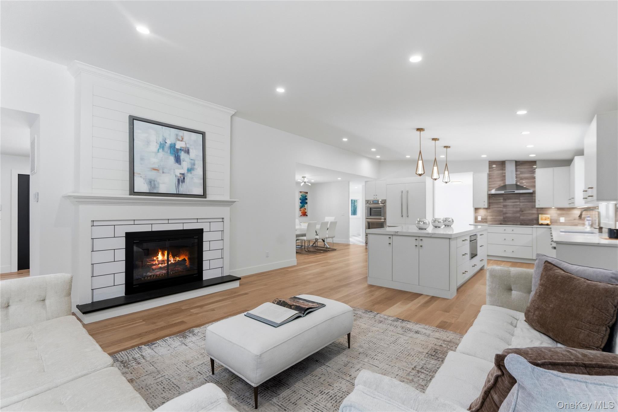 31 Saw Mill Road Cold Spring Harbor, NY 11724 - Photo 6 of 47 Gallery Image 6