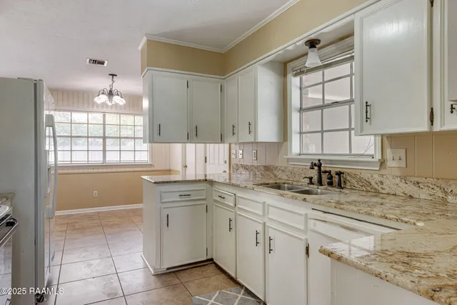 $215,000 | 216 Orgeron Drive, Lafayette, LA 70506