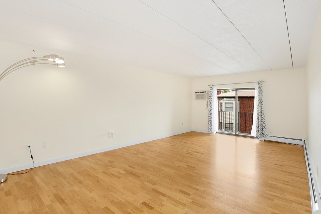16 Winter Street, Unit 44A Waltham, MA 02451 - Photo 3 of 18