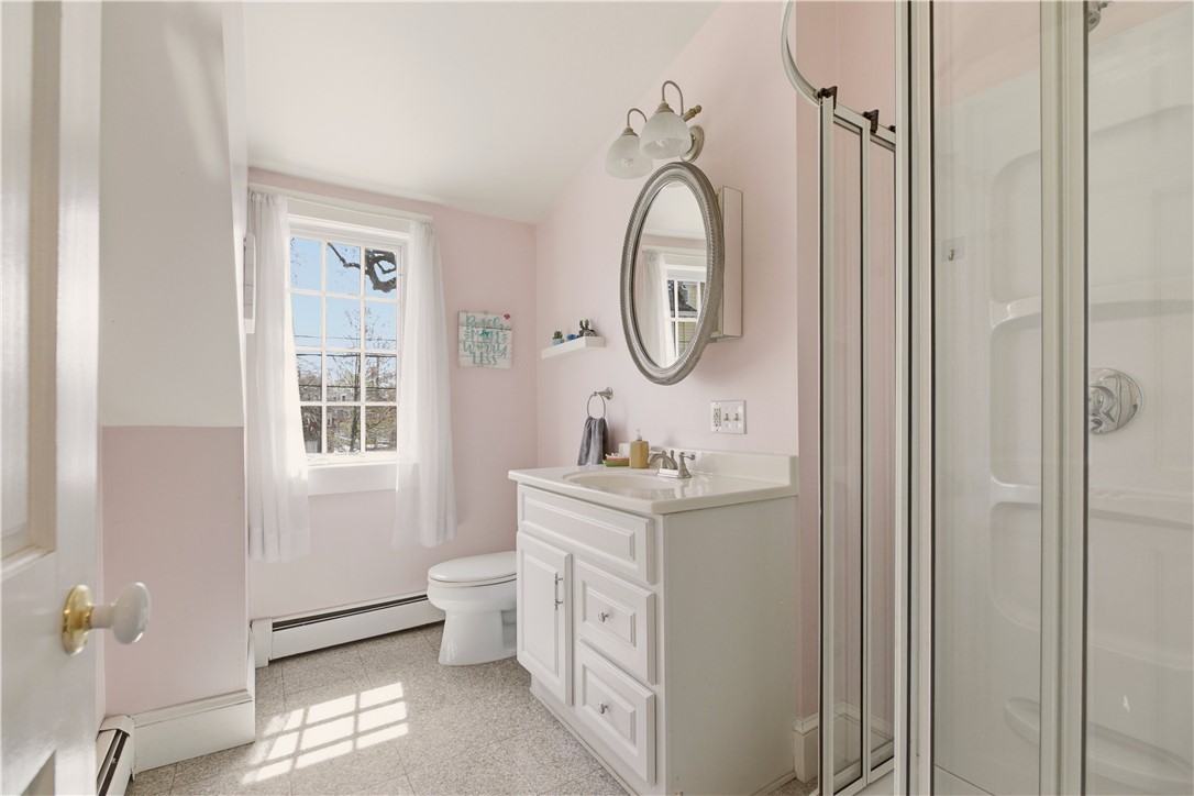 24 Spring Street Newport, RI 02840 - Photo 26 of 27