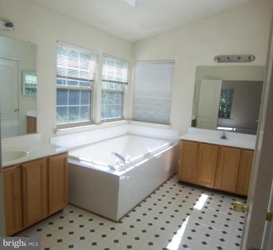 9601 Watts Road Owings Mills, MD 21117 - Photo 8 of 13 Separate Vanities, Soaking Tub & Separate Shower