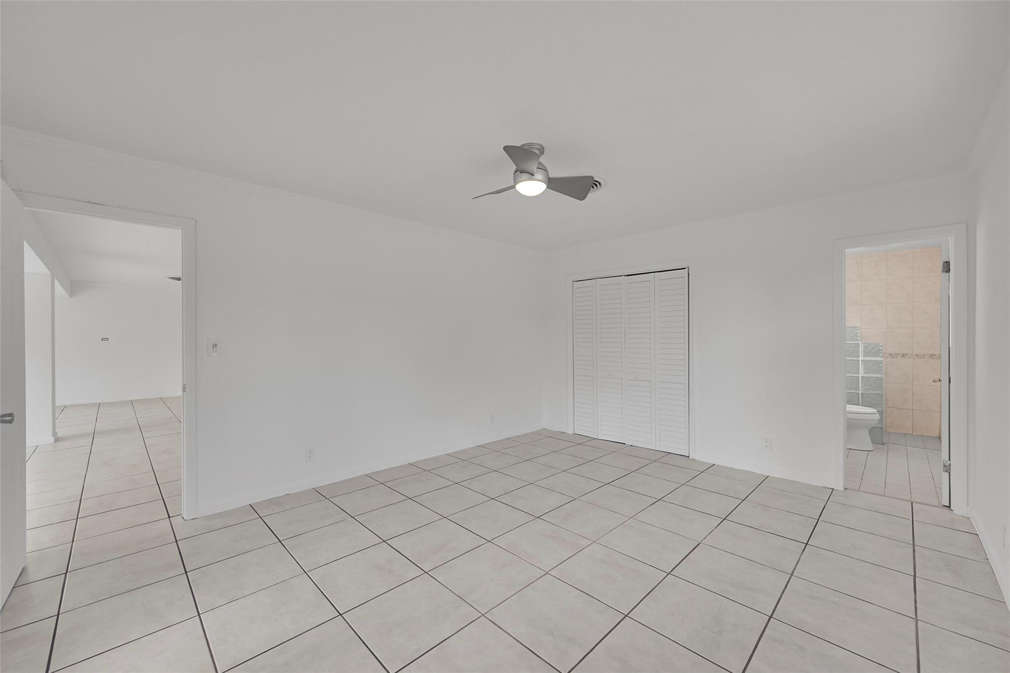 220 Southeast 10th Street Pompano Beach, FL 33060 - Photo 19 of 42 a view of an empty room
