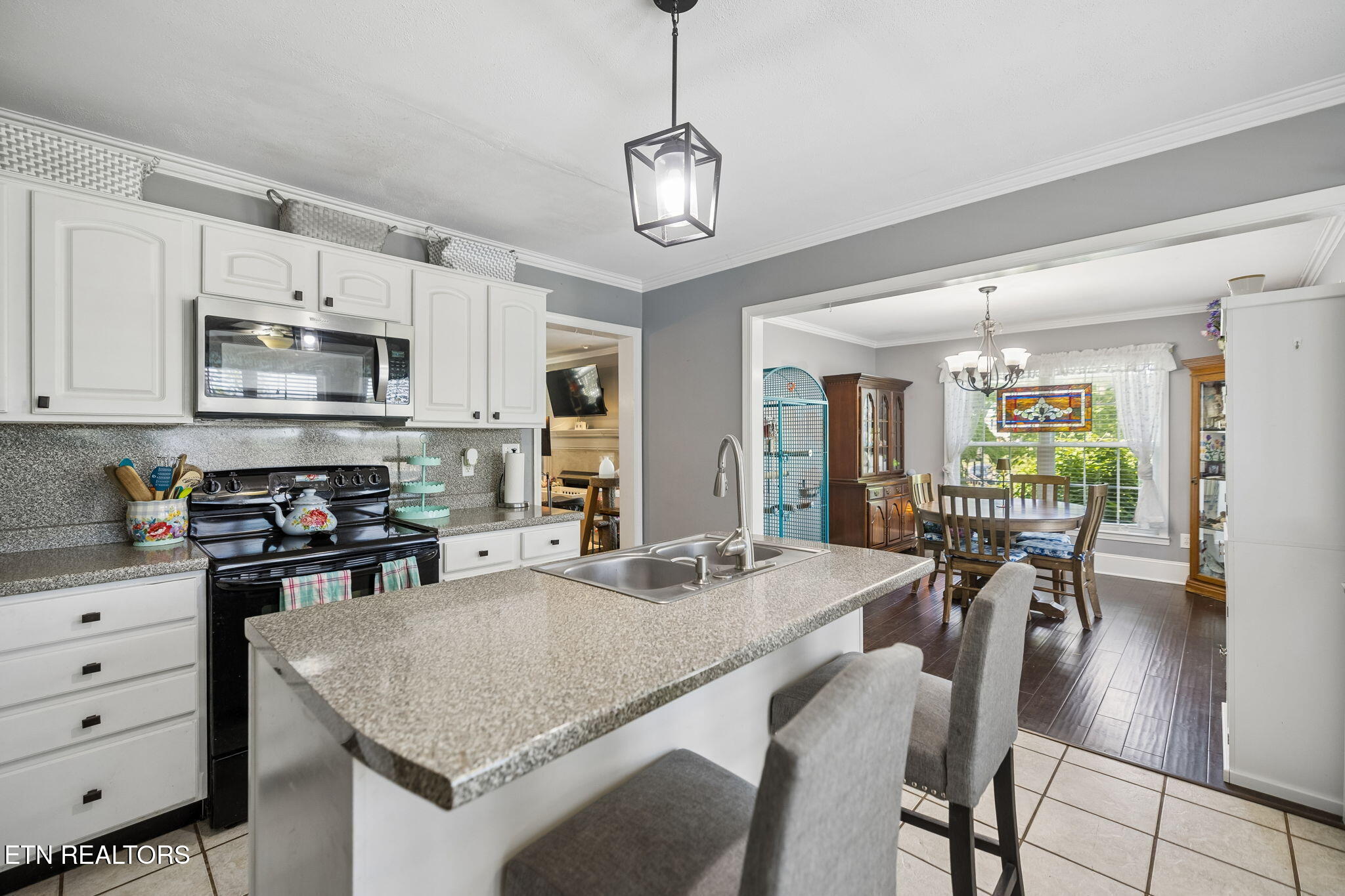 137 Meadow Run Bean Station, TN 37708 - Photo 13 of 42 17-137 Meadow Run - 010