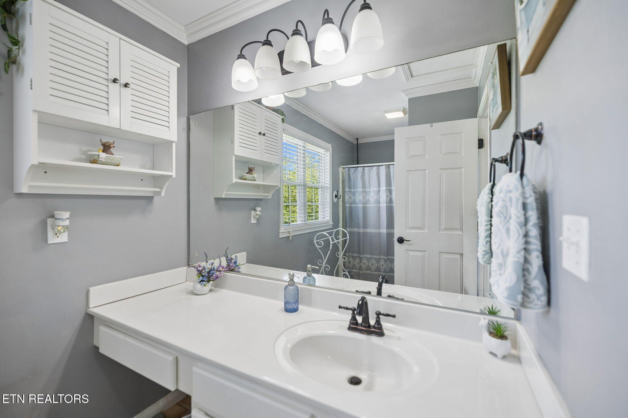 137 Meadow Run Bean Station, TN 37708 - Photo 22 of 42 31-137 Meadow Run - 024