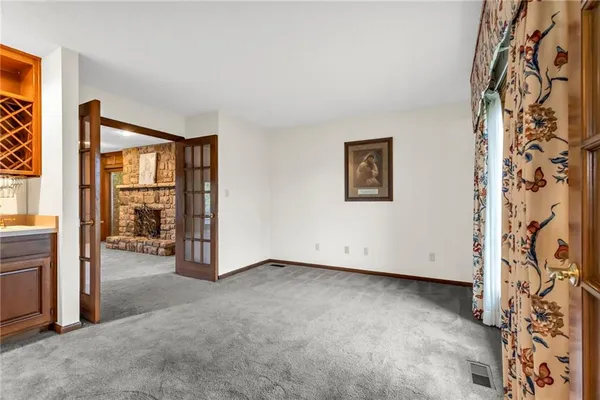 $655,000 | 510 Opera House Lane, Odessa, MO 64076