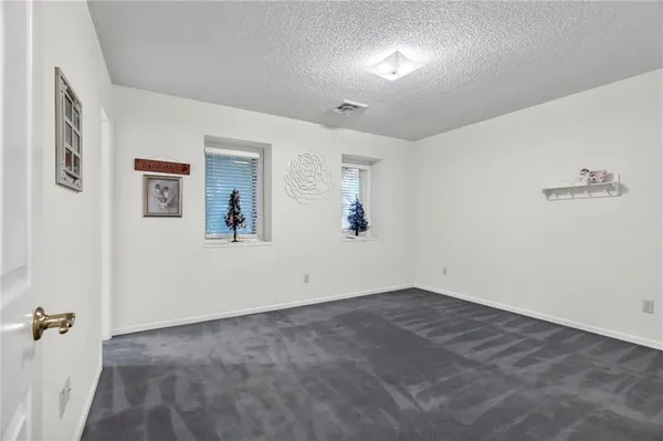 $655,000 | 510 Opera House Lane, Odessa, MO 64076