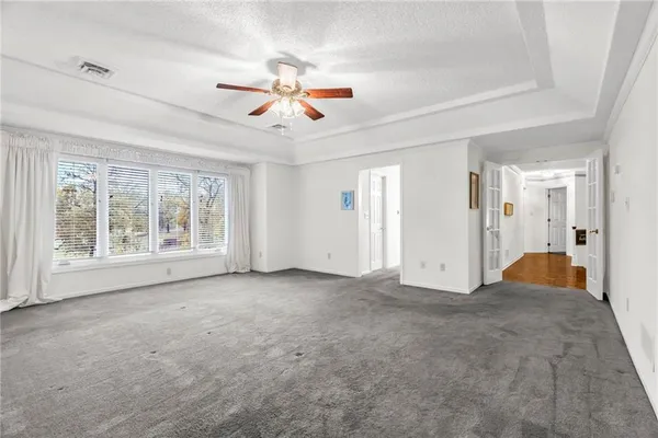 $655,000 | 510 Opera House Lane, Odessa, MO 64076