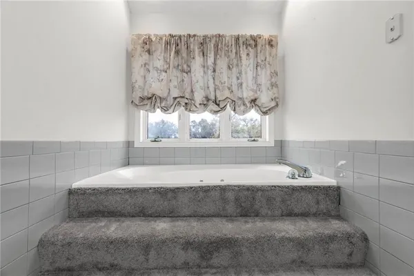 $655,000 | 510 Opera House Lane, Odessa, MO 64076