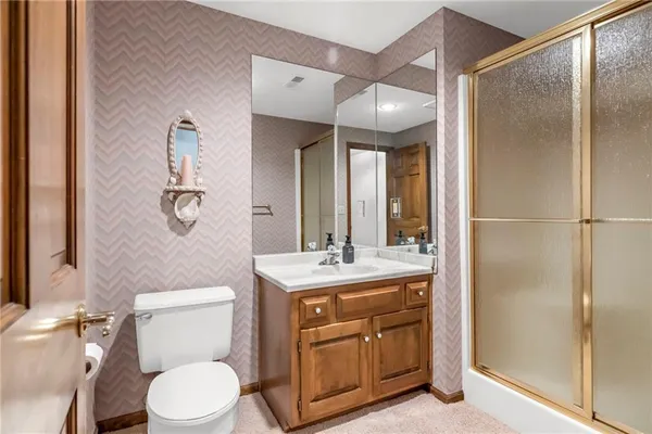 $655,000 | 510 Opera House Lane, Odessa, MO 64076