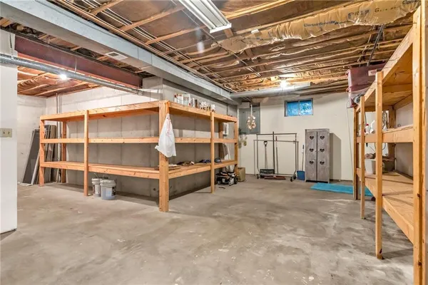 $655,000 | 510 Opera House Lane, Odessa, MO 64076