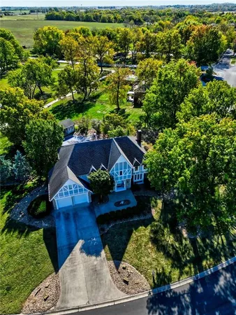 $655,000 | 510 Opera House Lane, Odessa, MO 64076