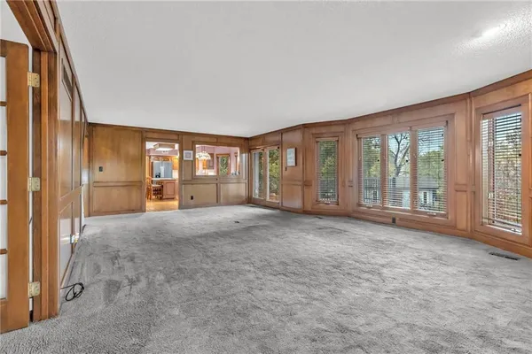 $655,000 | 510 Opera House Lane, Odessa, MO 64076