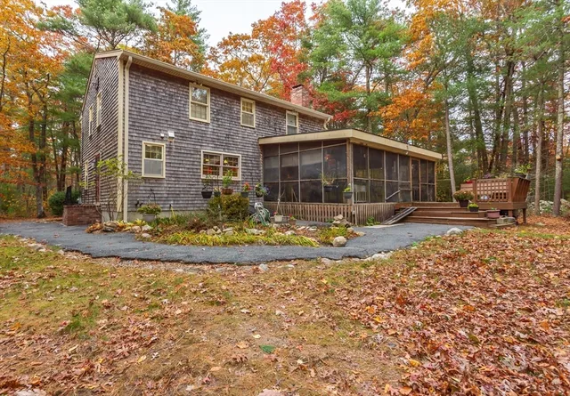 $639,000 | 73 White Oak Run, Dartmouth, MA 02747