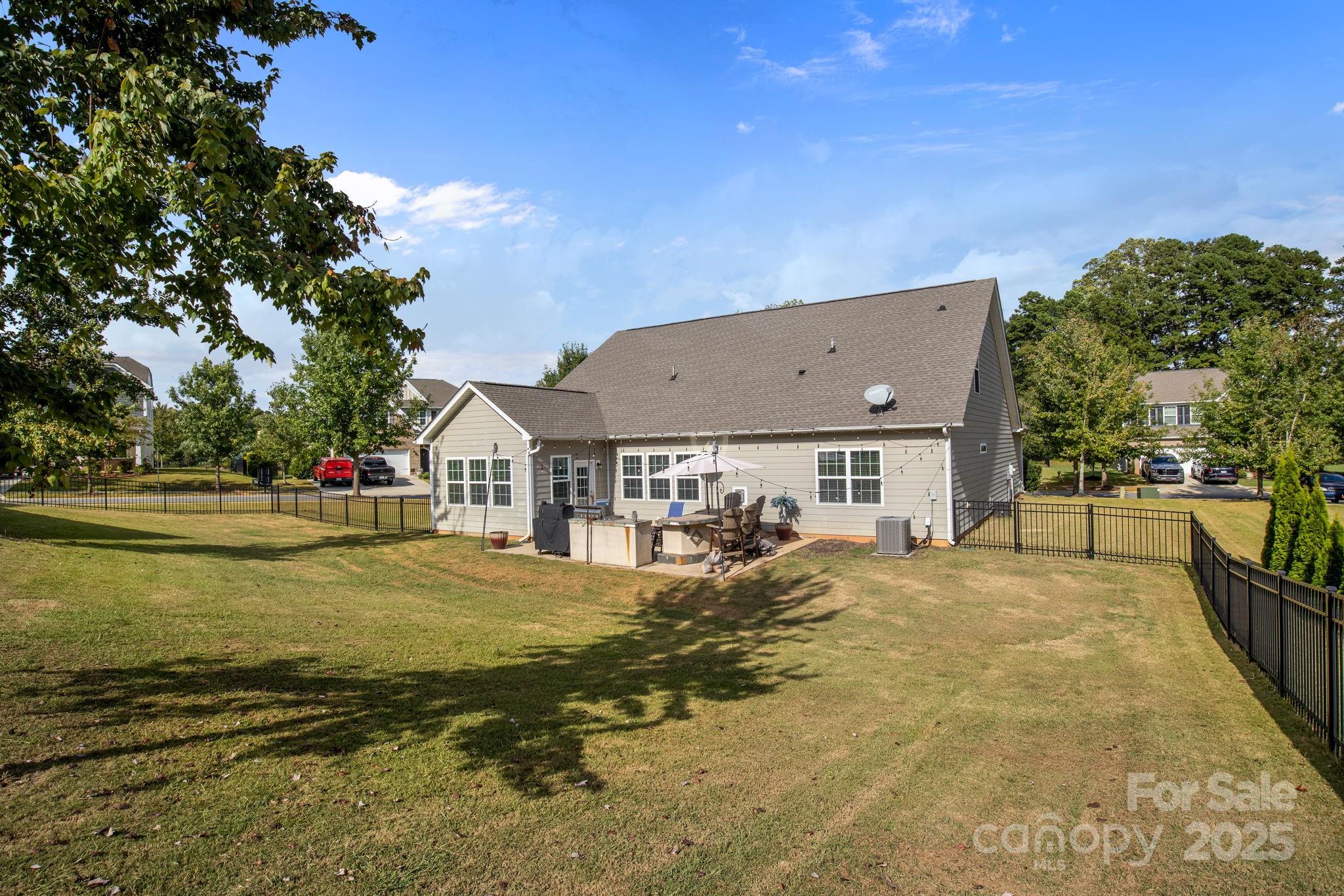 15925 Foreleigh Road Huntersville, NC 28078 - Photo 43 of 48 a view of a house with a yard