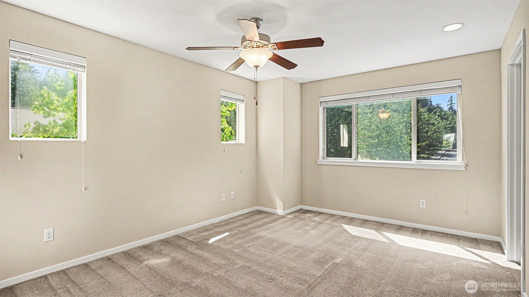 16533 2nd Park Southeast Bothell, WA 98012 - Photo 26 of 31