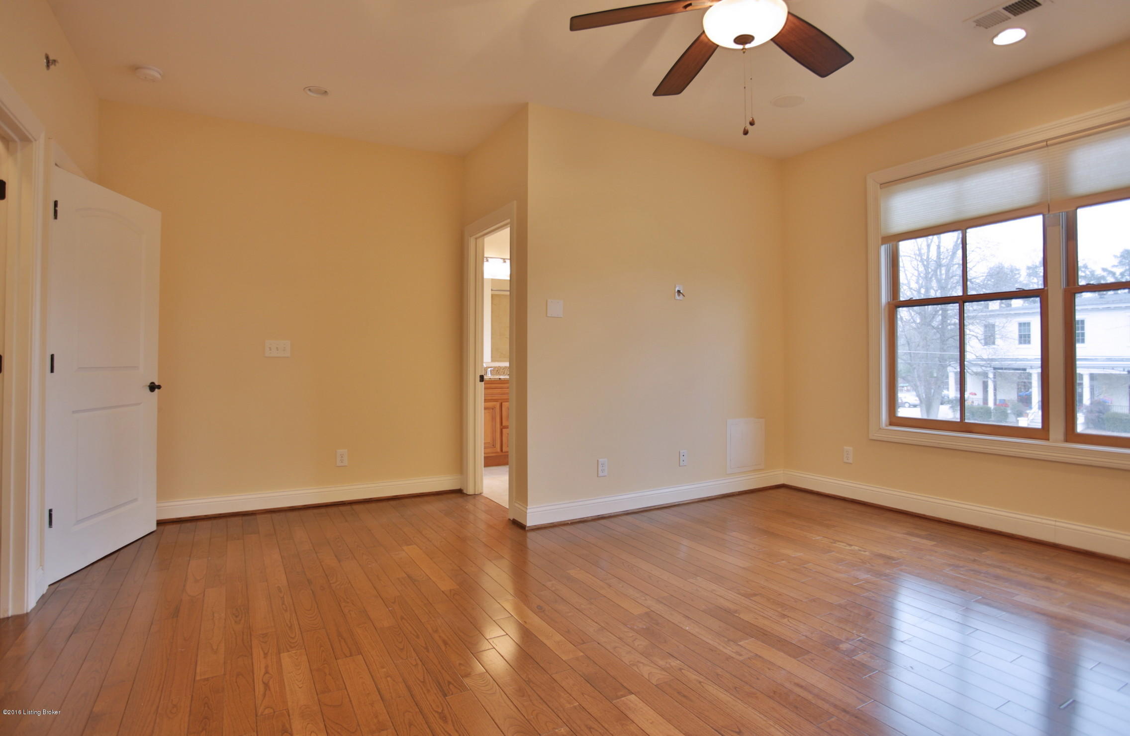 927 Cherokee Road, Unit F Louisville, KY 40204 - Photo 19 of 31 17