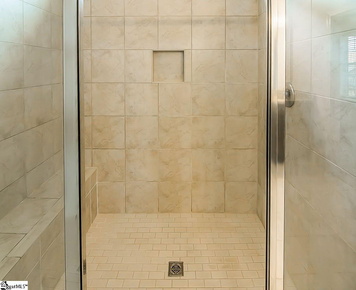 605 Waymeet Drive Greer, SC 29651 - Photo 23 of 32 Incredible Double Walk-In Shower!